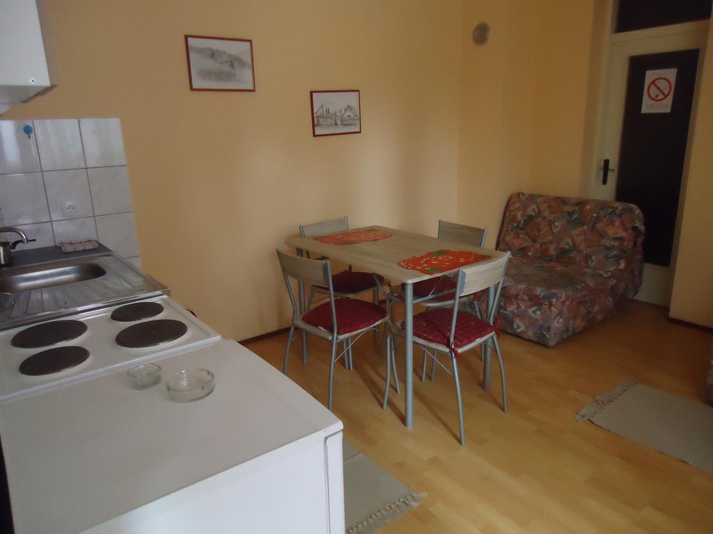 Prenociste Vila Stara Breza Palić Kamer foto