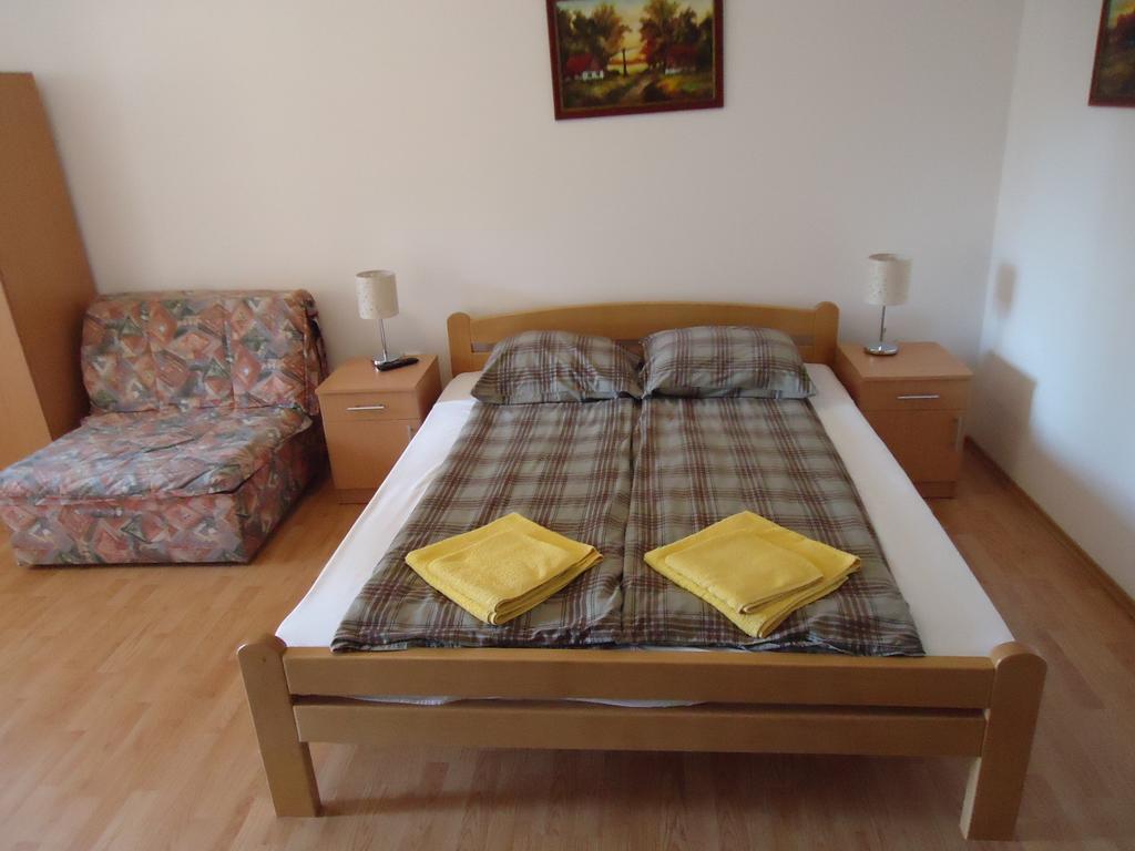Prenociste Vila Stara Breza Palić Kamer foto